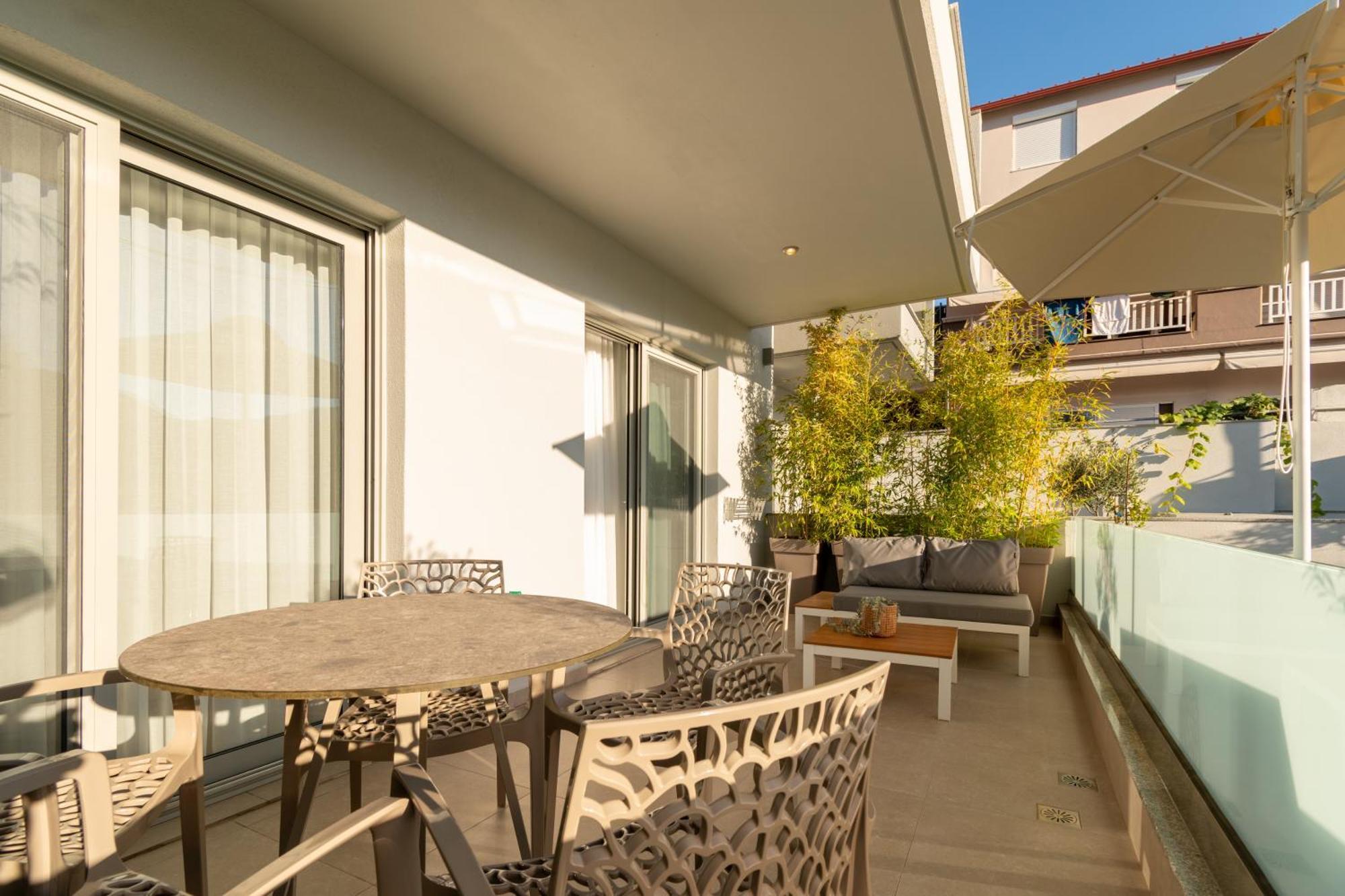 Sarti Premium Suites Exterior photo